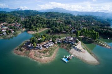 The Sanctuary Nam Ngum Beach Resort