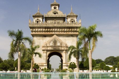 Patuxai Monument