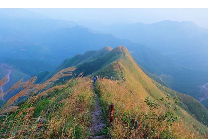 The Journey Conquering Vietnamese Version Of The Great Wall Of China