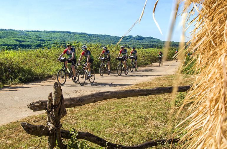 Inside Hanoi Countryside Biking Tour Half Day